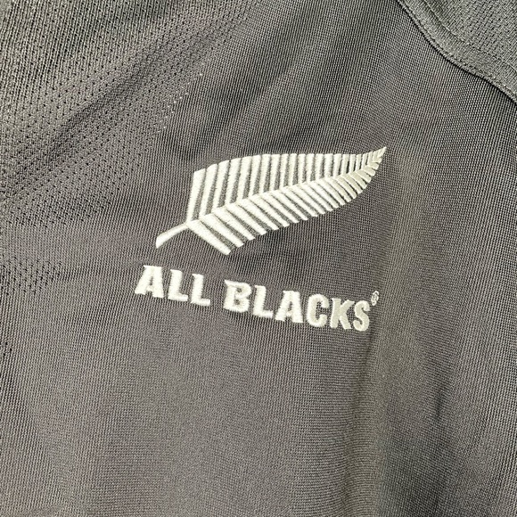 Adidas All Black Jersey New with Tags Size Medium - Picture 5 of 6